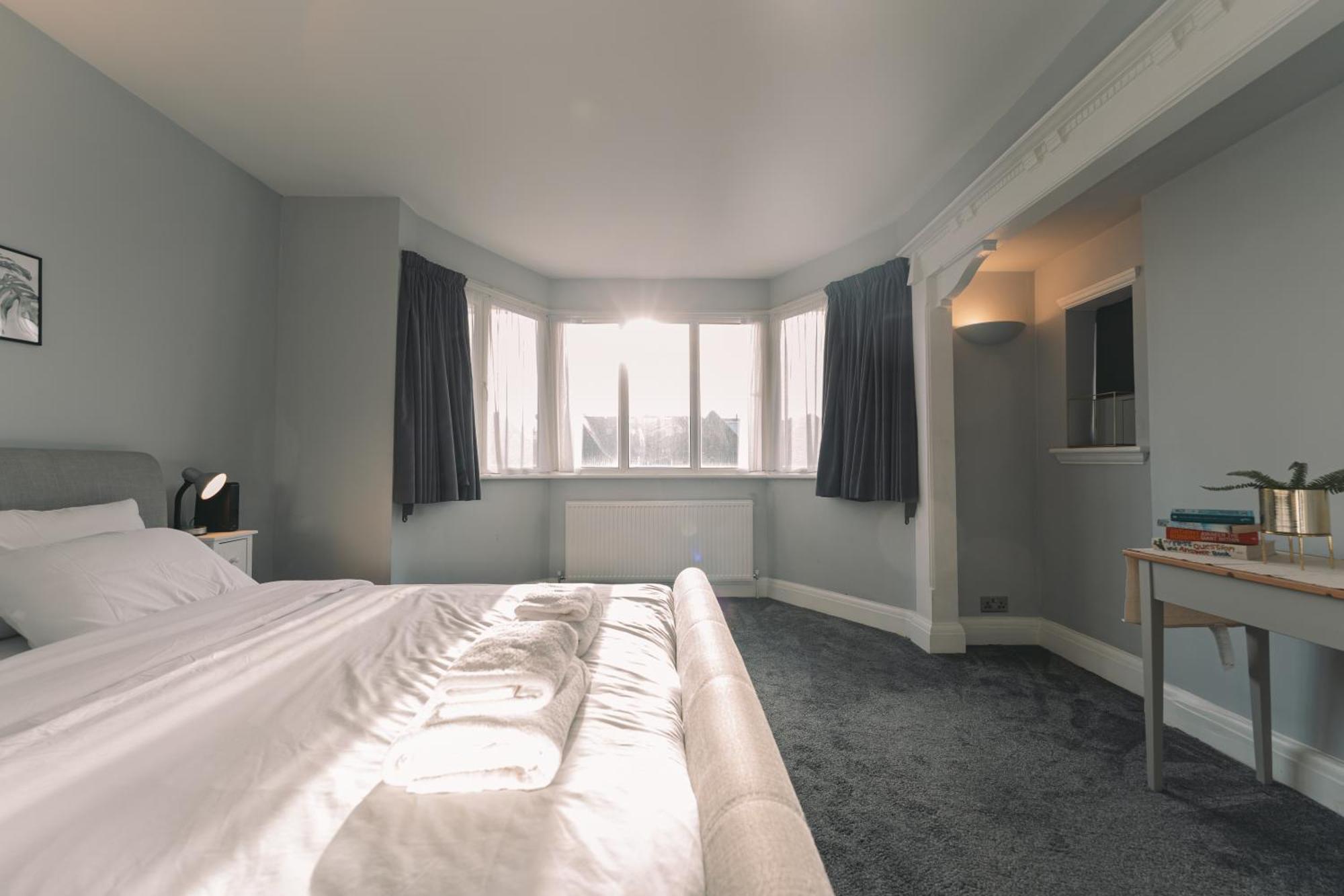 Appartamento Modern Flat By The Underground. Londra Esterno foto